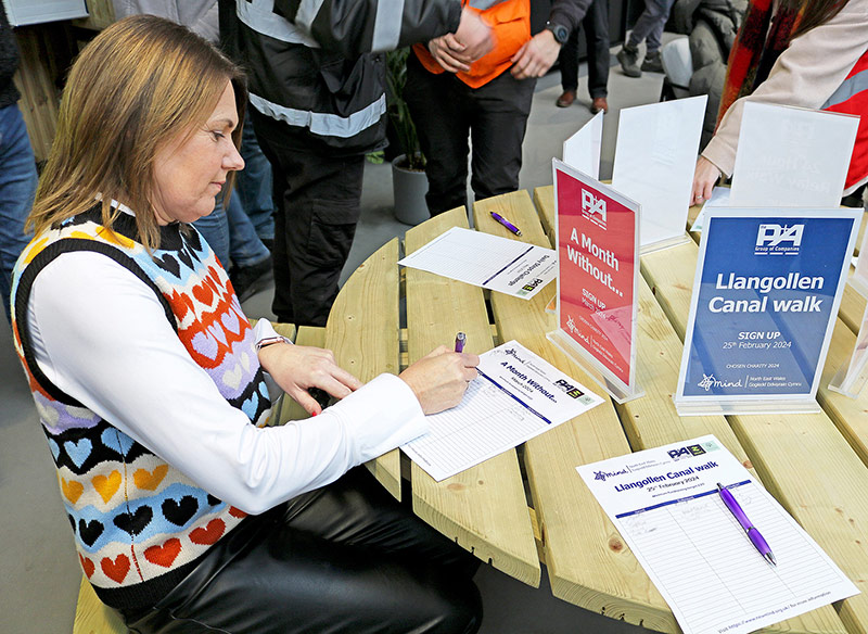 P and A employees signing up for events